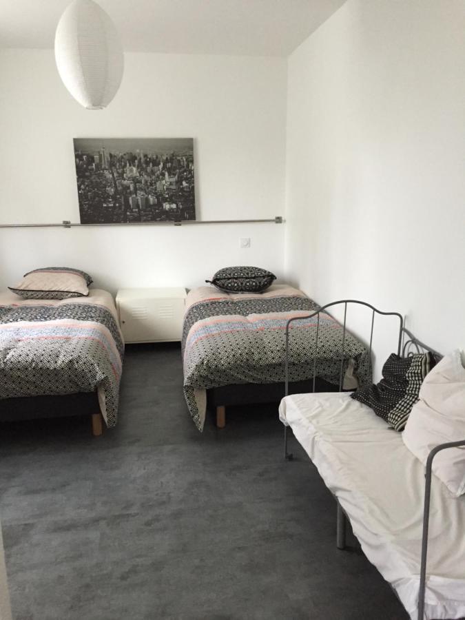 Bed and Breakfast Sous La Tour Agencourt Exteriér fotografie